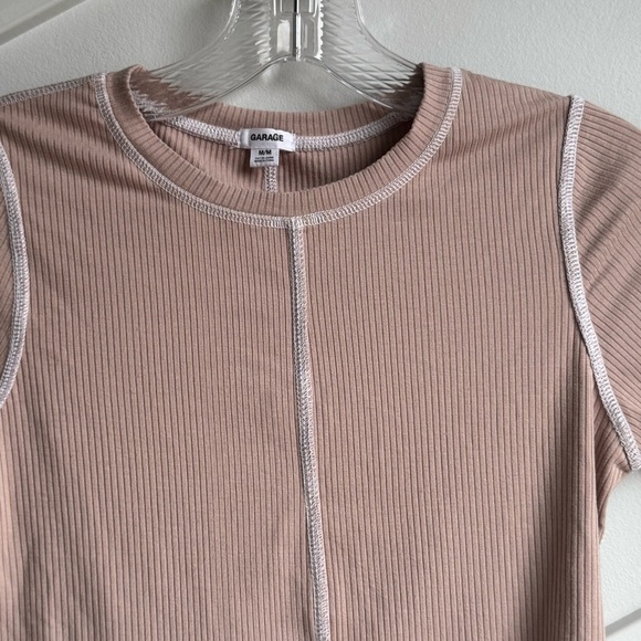 Garage Exposed Seams Stormi CropTee Toffee Beige Brown size S - Picture 9 of 11